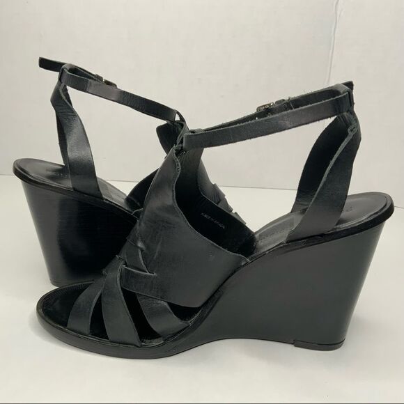 POUR la Victoire‎ leather wedge sandals. - Picture 11 of 12